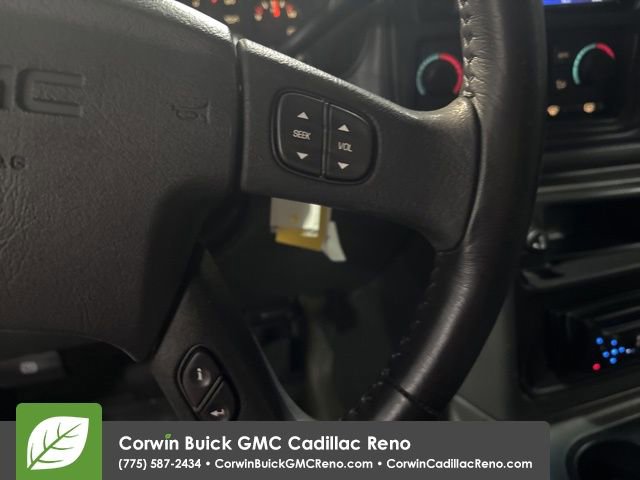 Used 2005 GMC Sierra 2500 SLE w/ Skid Plate Package image 17