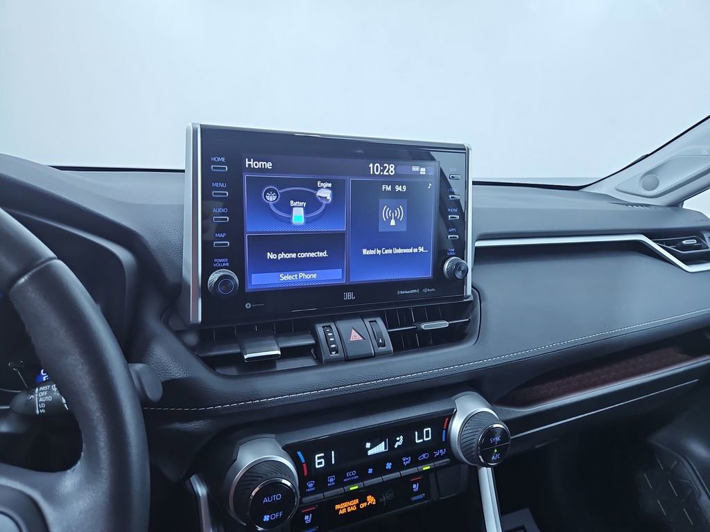 Used 2022 Toyota RAV4 Limited image 17