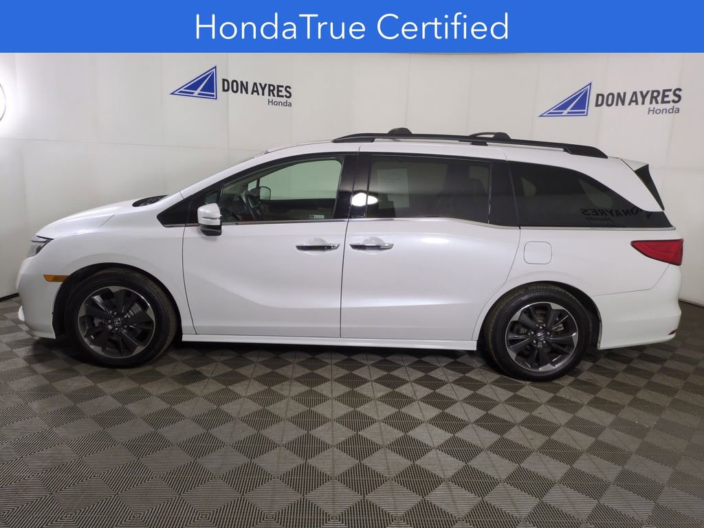 Used 2024 Honda Odyssey Elite image 2