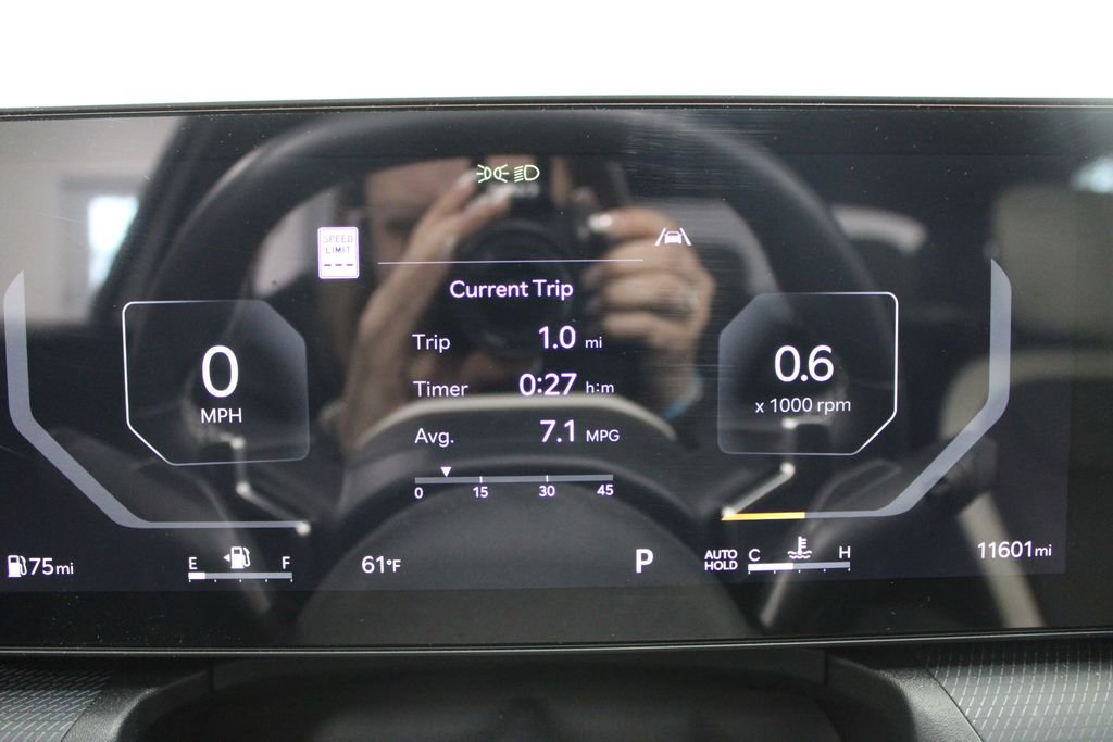 Used 2025 Kia K4 GT-Line w/ GT-Line Premium Package image 18