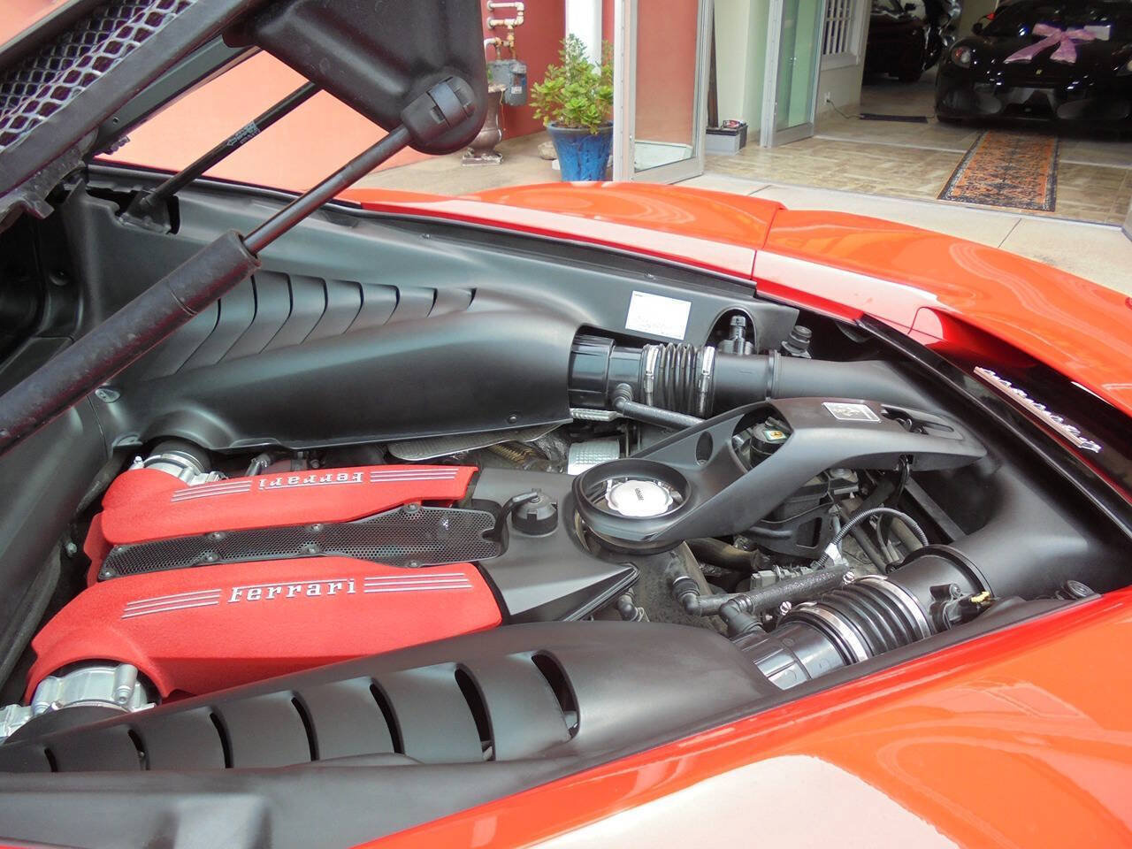 Used 2017 Ferrari 488 GTB RWD image 36