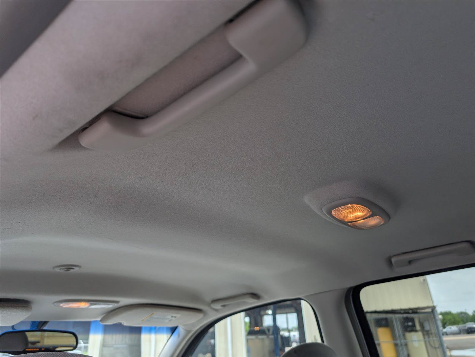 Used 2005 Chevrolet TrailBlazer LS w/ LS Preferred Equipment Group RWD image 26