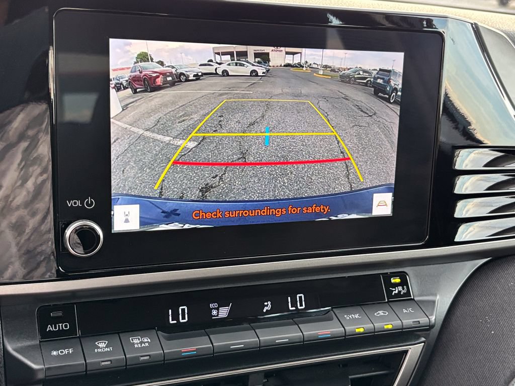 Used 2025 Toyota Camry LE FWD image 25