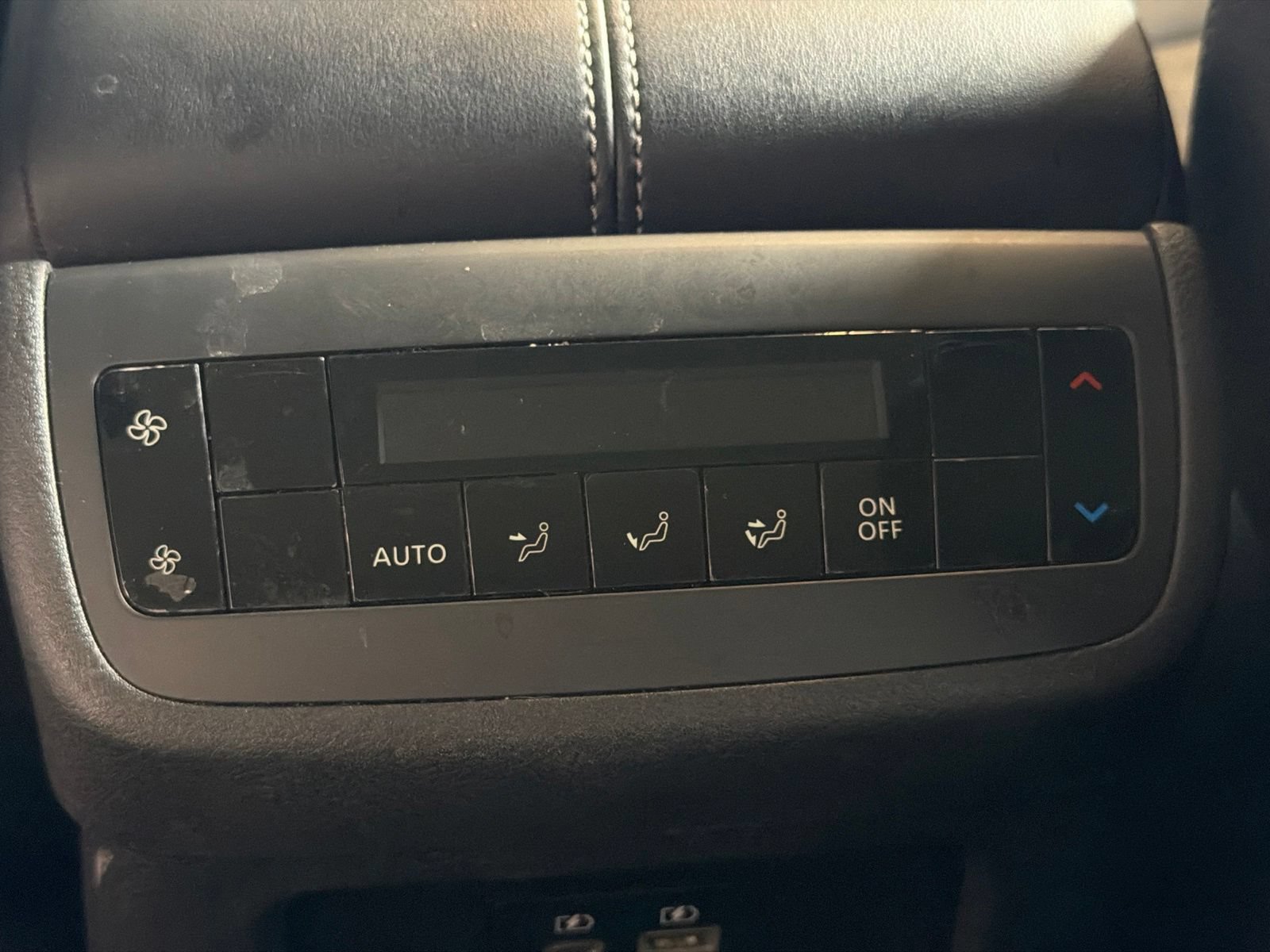 Used 2025 Nissan Pathfinder SV AWD/4WD image 15