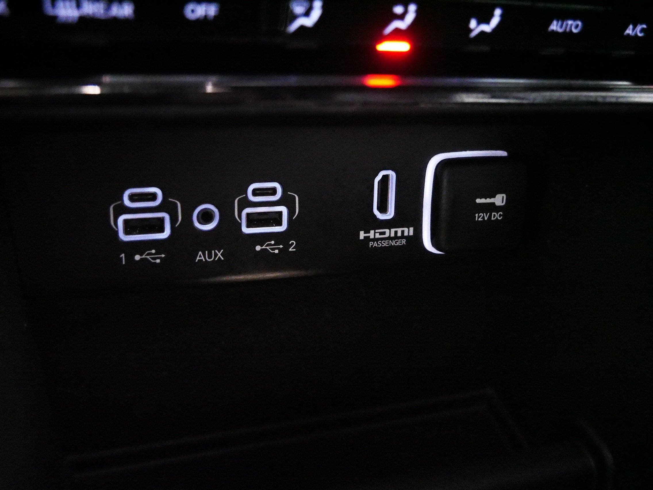 Used 2022 Jeep Grand Cherokee Trailhawk AWD/4WD image 31