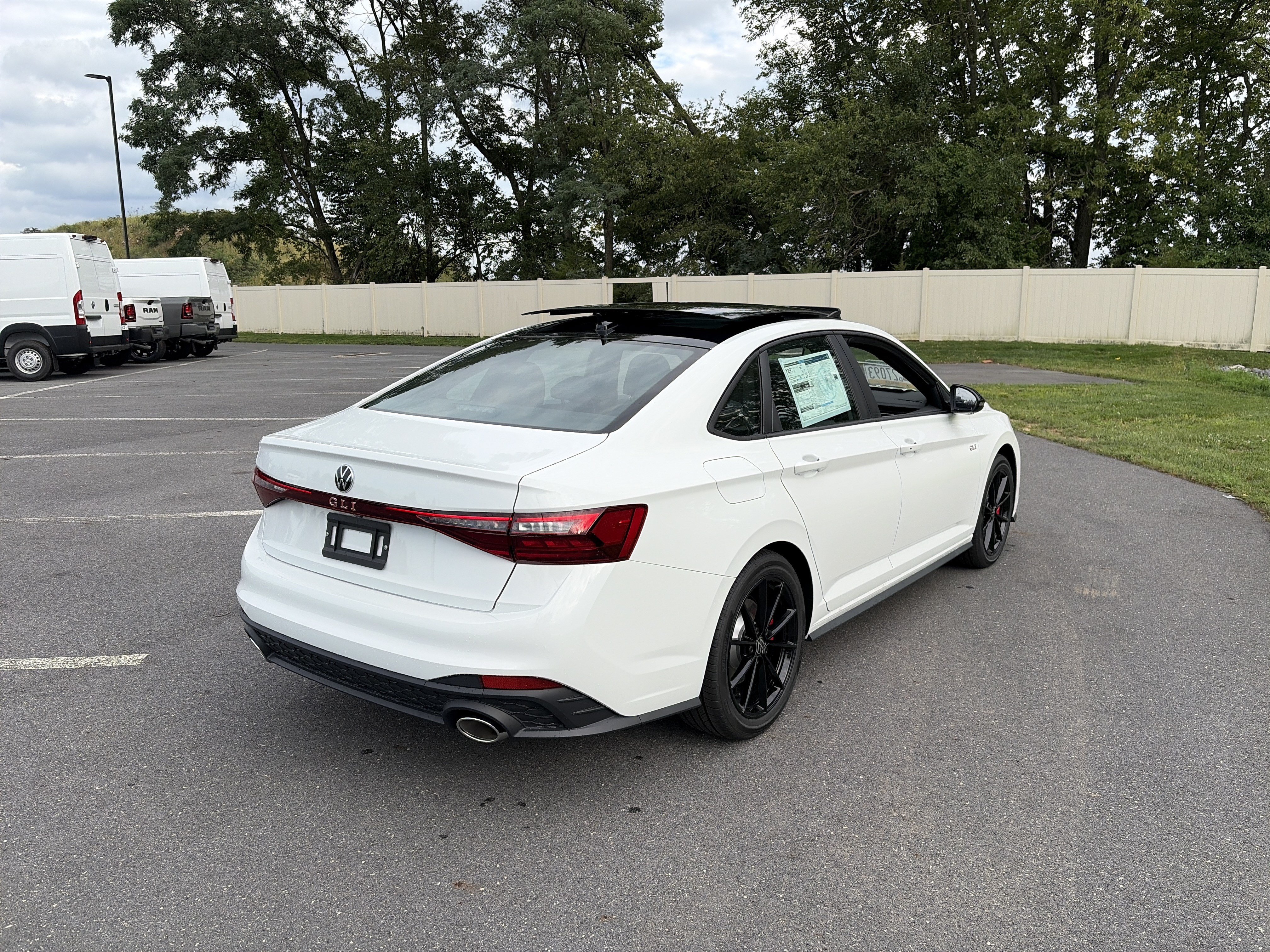 New 2027 Volkswagen Jetta GLI Autobahn FWD image 4