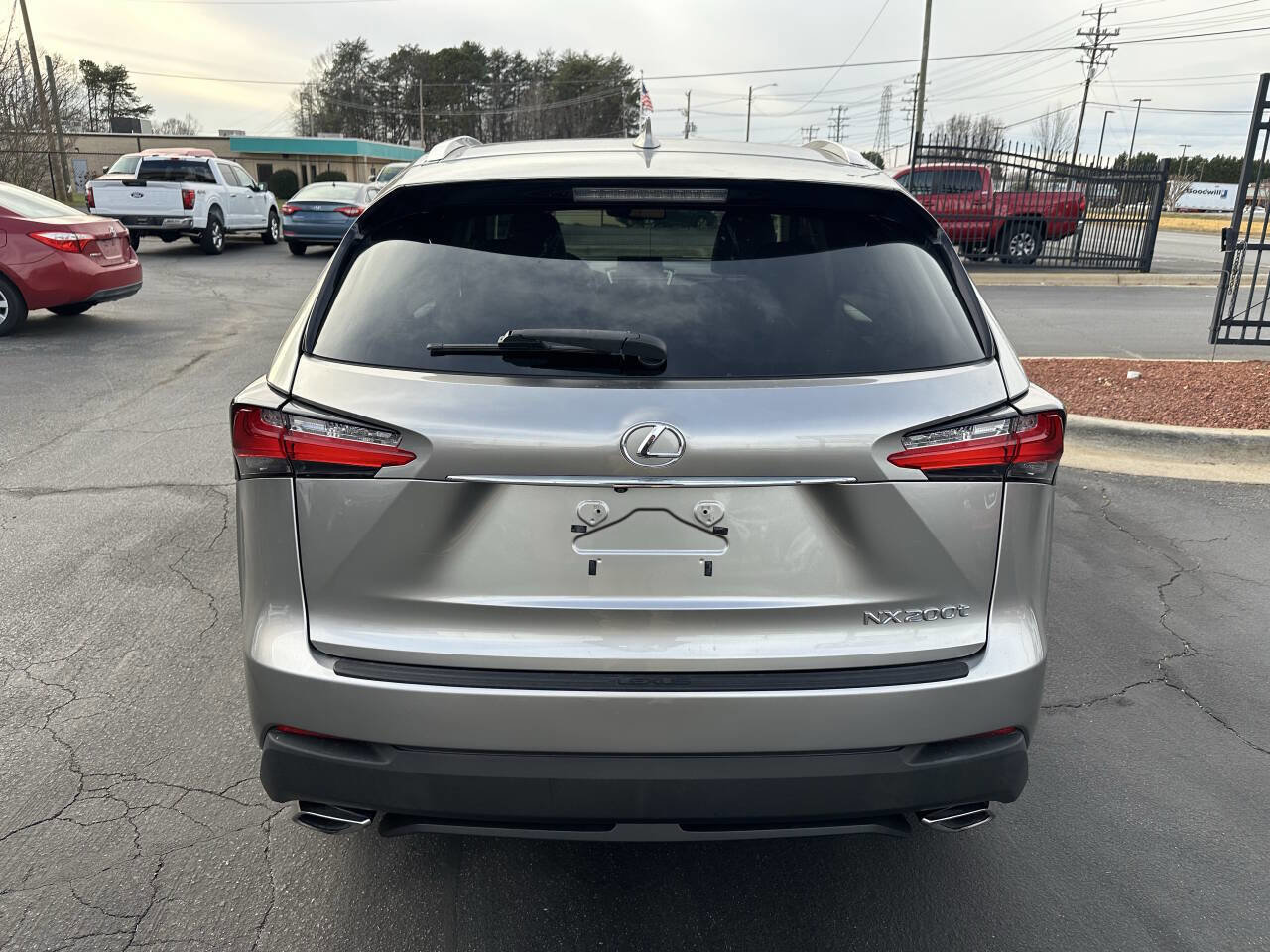 Used 2016 Lexus NX 200t FWD image 6