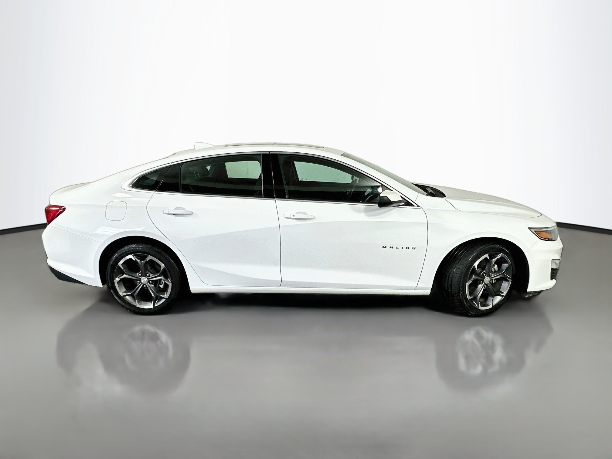 Used 2023 Chevrolet Malibu LT FWD image 8