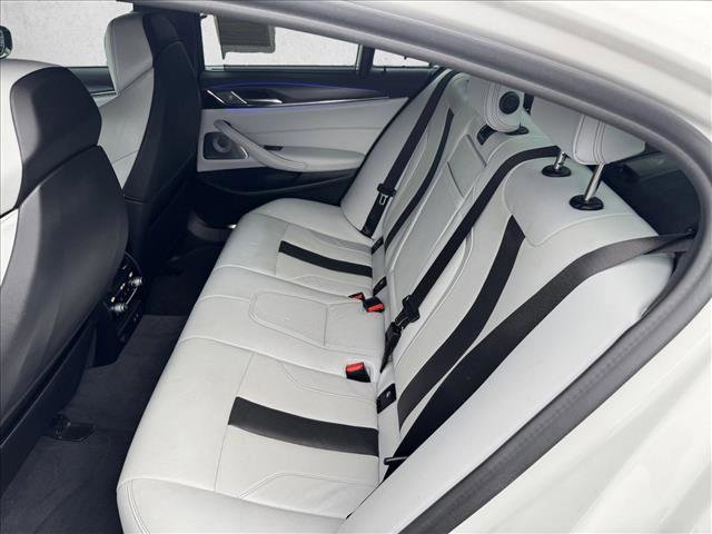 Used 2022 BMW M5 w/ Executive Package image 16