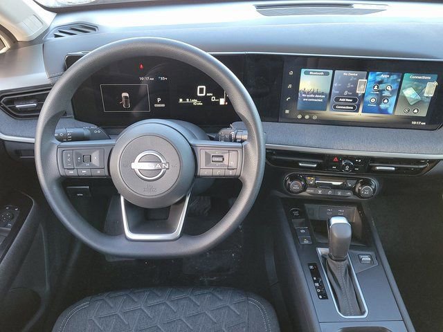 New 2026 Nissan Kicks SV w/ SV Premium Package image 8