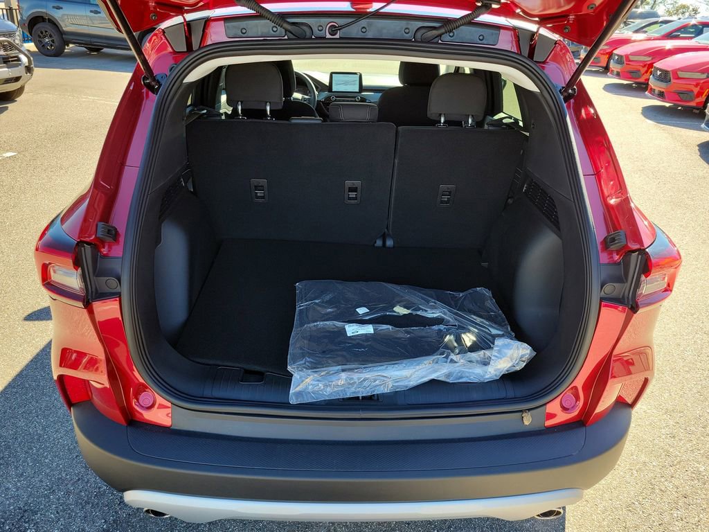 New 2026 Ford Escape Active image 8