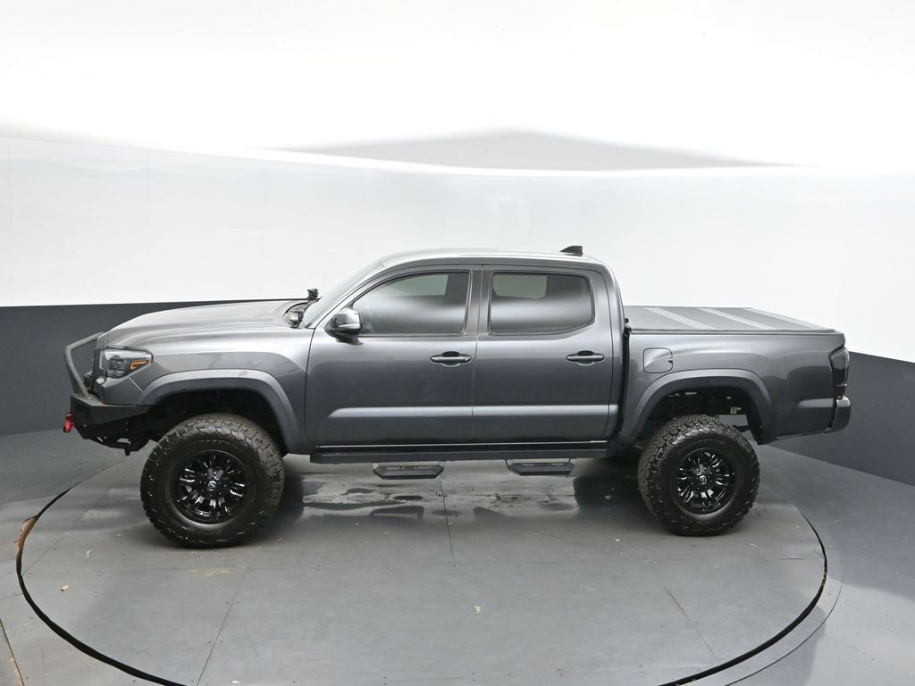 Used 2020 Toyota Tacoma TRD Off-Road image 31