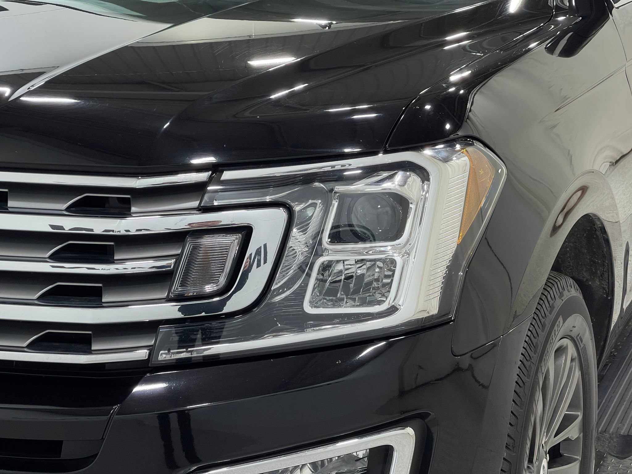 Used 2020 Ford Expedition Limited AWD/4WD image 35