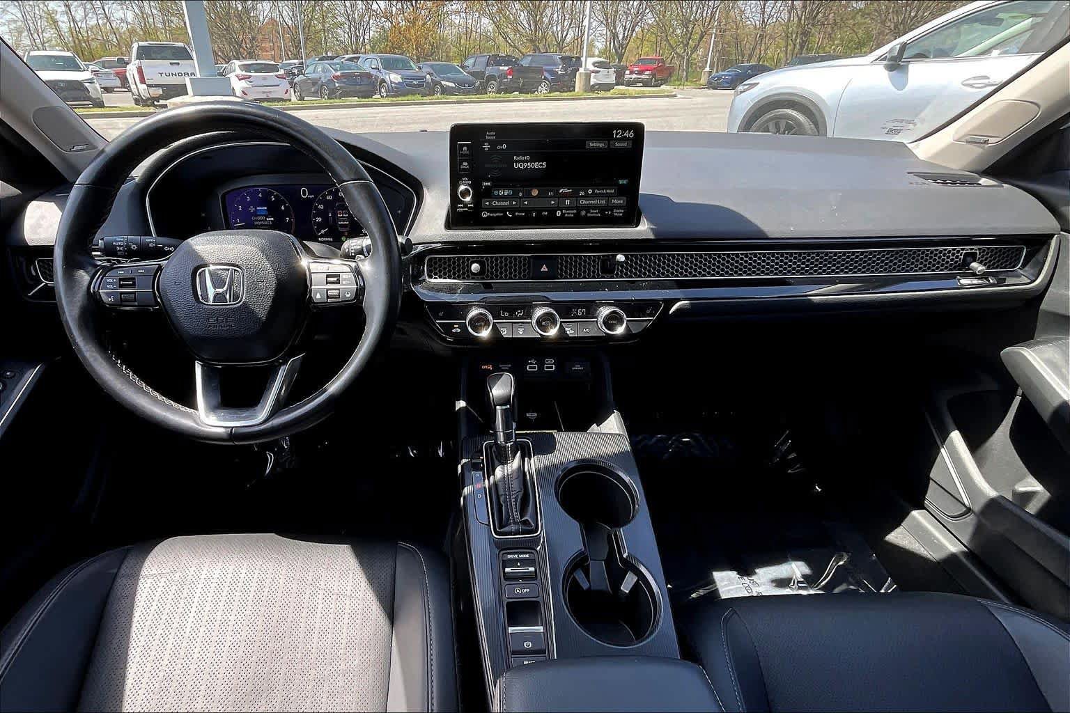 Used 2022 Honda Civic Touring image 16