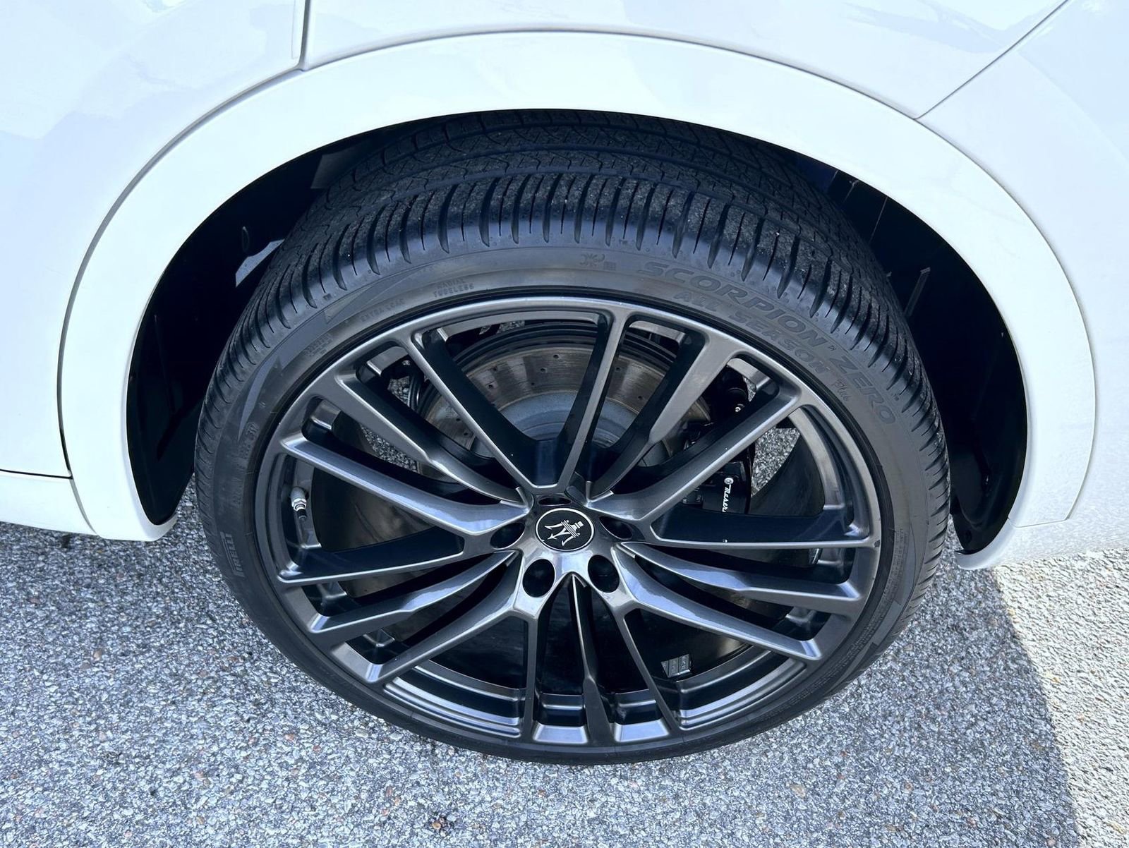 Used 2022 Maserati Levante Modena S image 22