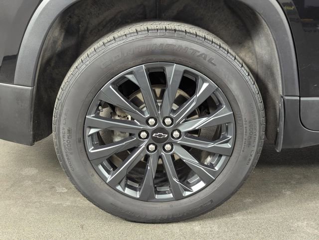 Used 2024 Chevrolet Traverse RS w/ LPO, Floor Liner Package AWD/4WD image 13