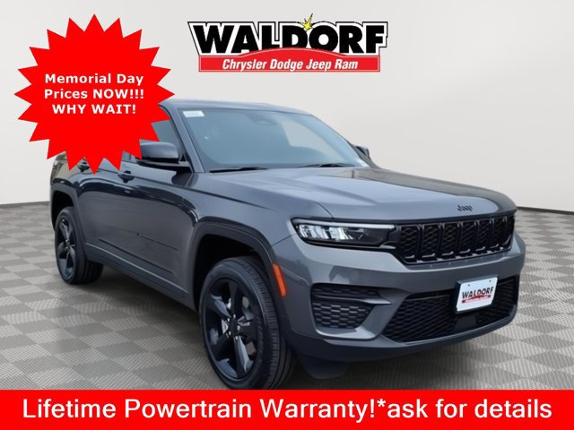 New 2025 Jeep Grand Cherokee 4WD image 1
