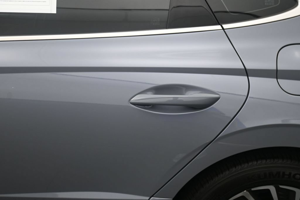 Used 2025 Hyundai Sonata SEL FWD image 11