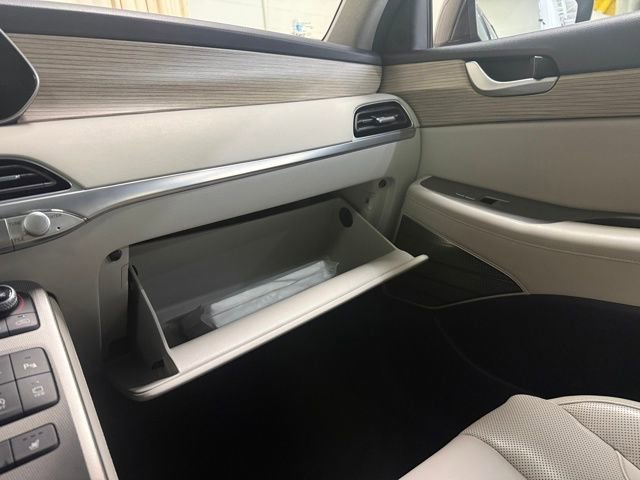 Used 2021 Hyundai Palisade Limited image 16