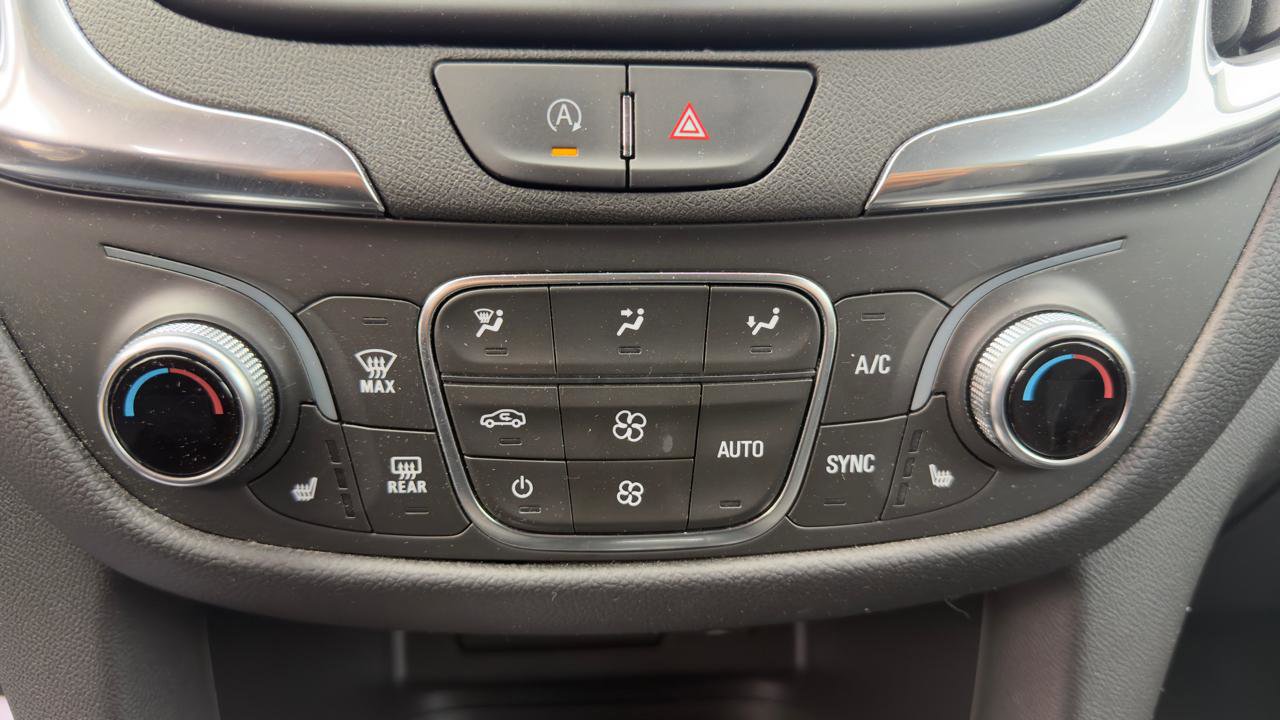 Used 2023 Chevrolet Equinox LT w/ Driver Convenience Package image 24