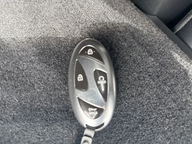 Certified 2024 Hyundai Kona SEL AWD/4WD image 42