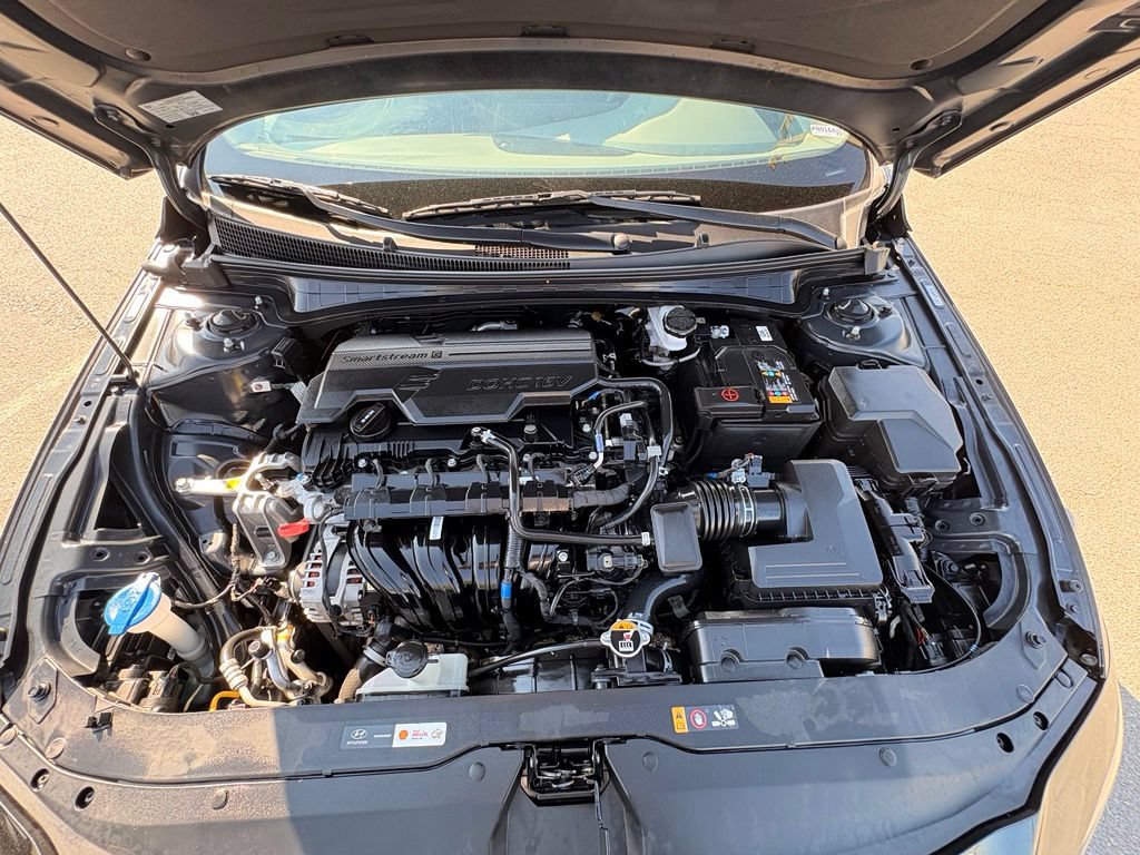 Used 2024 Hyundai Elantra SEL FWD image 32