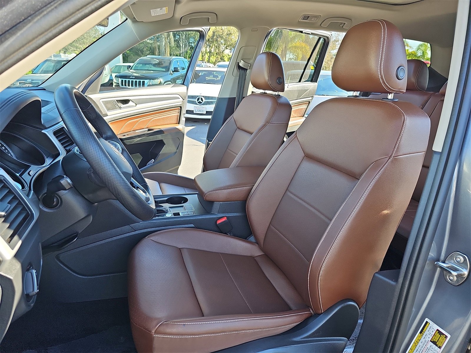 Used 2021 Volkswagen Atlas SE w/ Panoramic Sunroof Package image 17