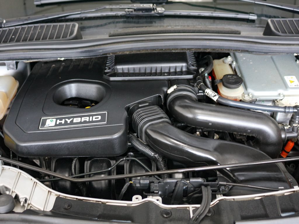 Used 2016 Ford C-MAX SEL w/ Equipment Group 302A FWD image 22