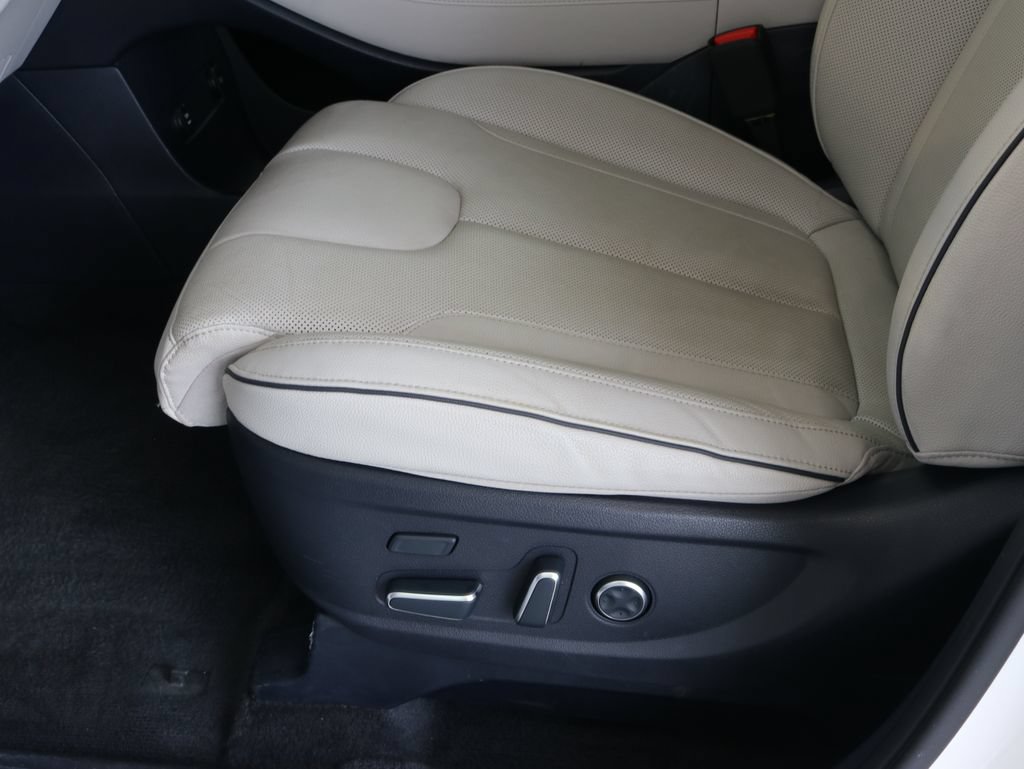 Used 2024 Hyundai Palisade Limited AWD/4WD image 29