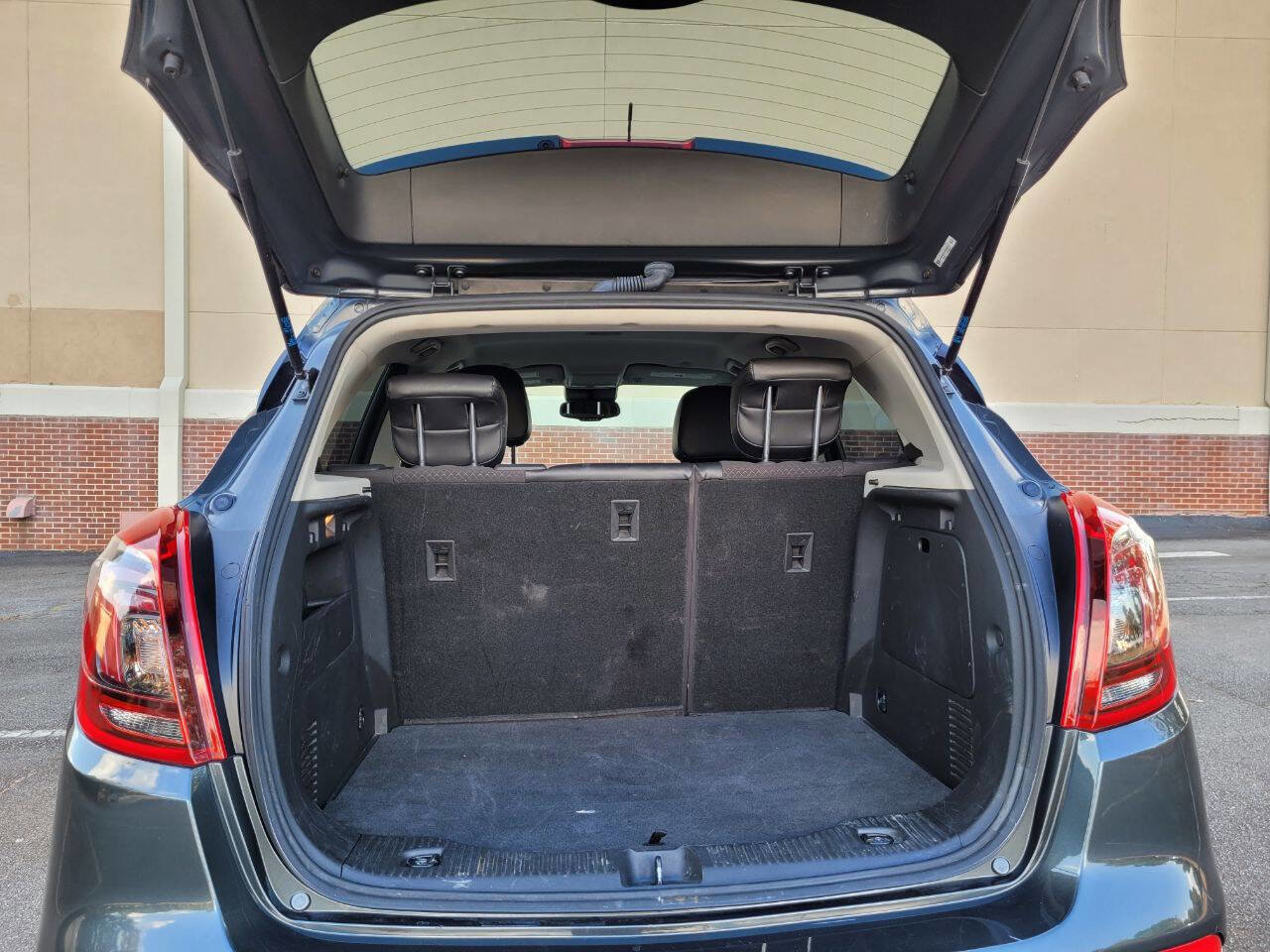 Used 2018 Buick Encore Preferred image 13