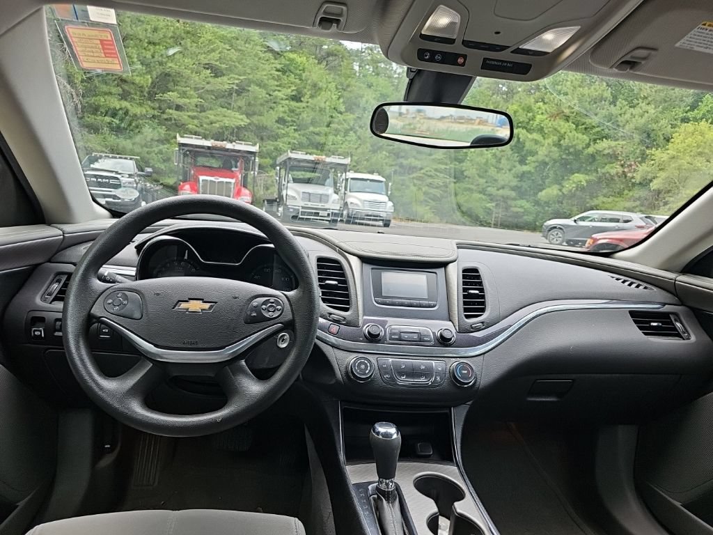Used 2016 Chevrolet Impala LS FWD image 11