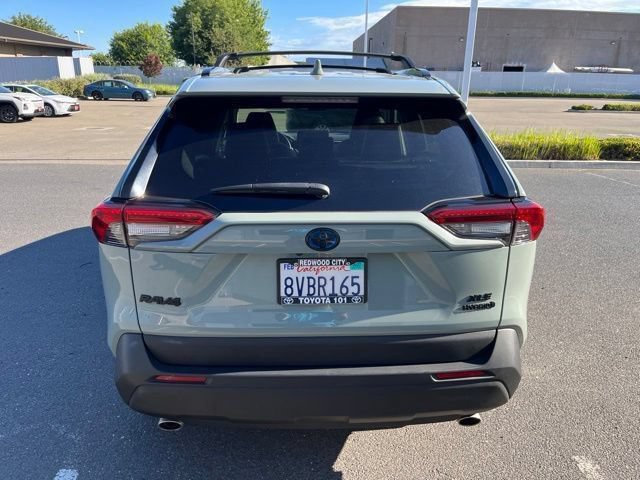 Used 2021 Toyota RAV4 XLE Premium AWD/4WD image 6