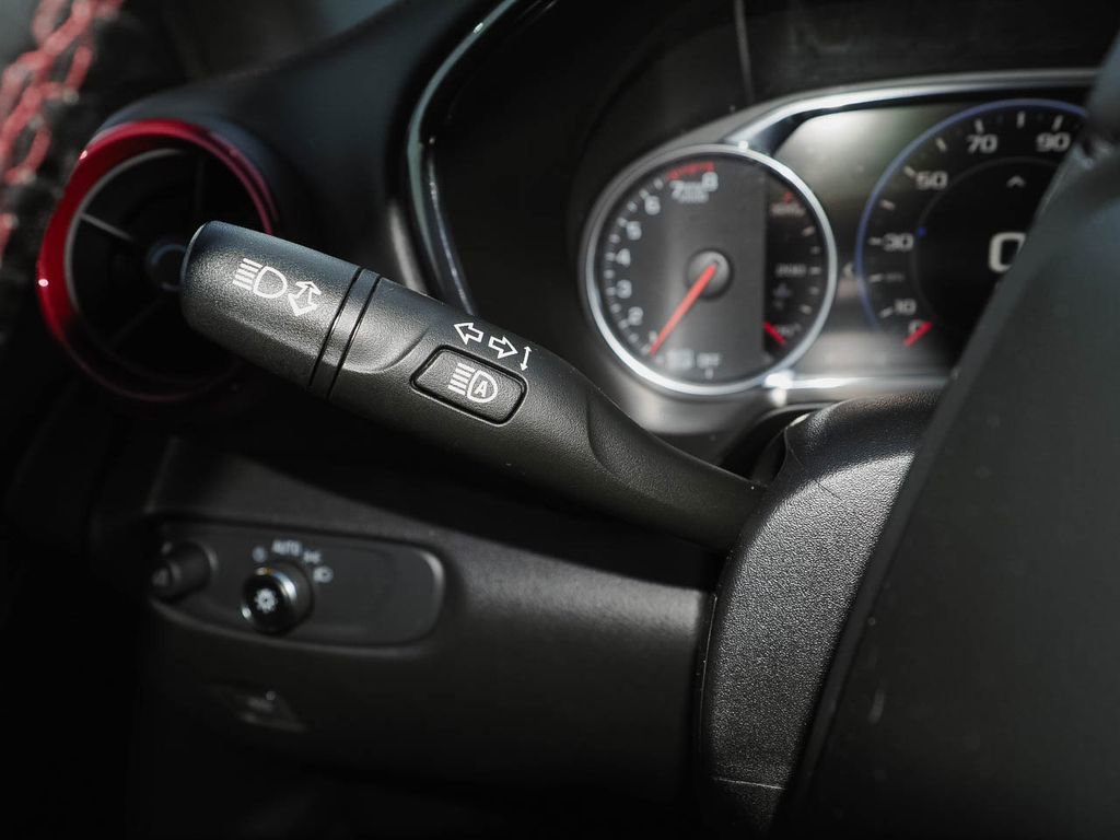 Certified 2022 Chevrolet Blazer RS w/ Enhanced Convenience Package image 30