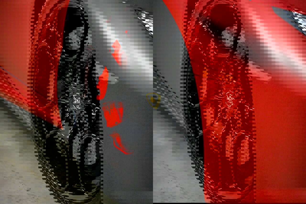 Used 2017 Lamborghini Huracan LP 610-4 image 4