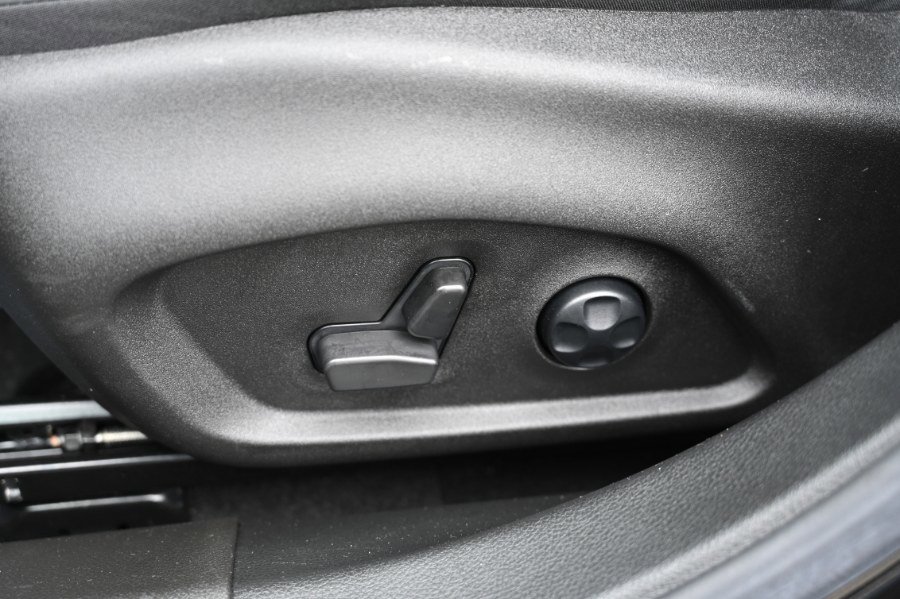 Used 2024 Dodge Hornet R/T w/ R/T Blacktop Package image 15