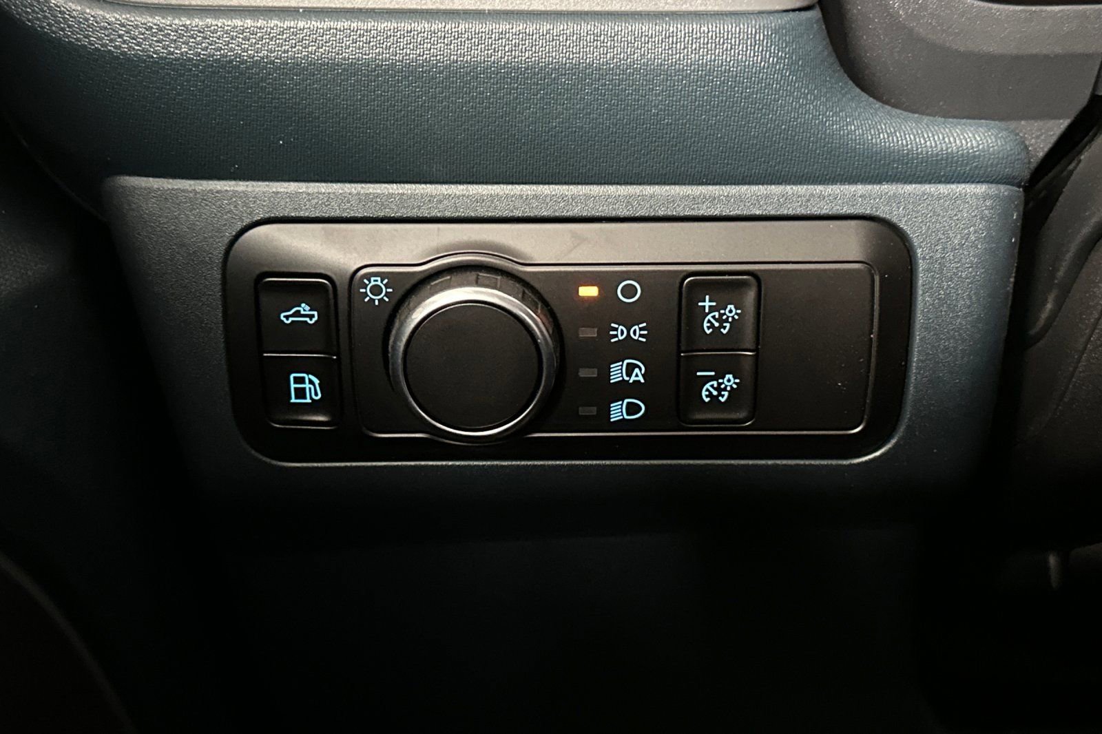 New 2026 Ford Maverick XL image 24