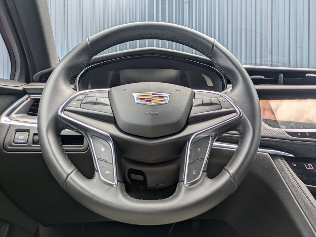 Used 2023 Cadillac XT5 Luxury FWD image 22