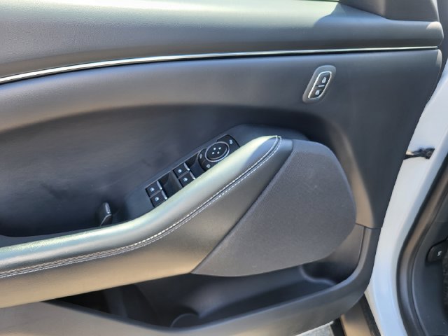 Used 2023 Ford Mustang Mach-E Select RWD image 9