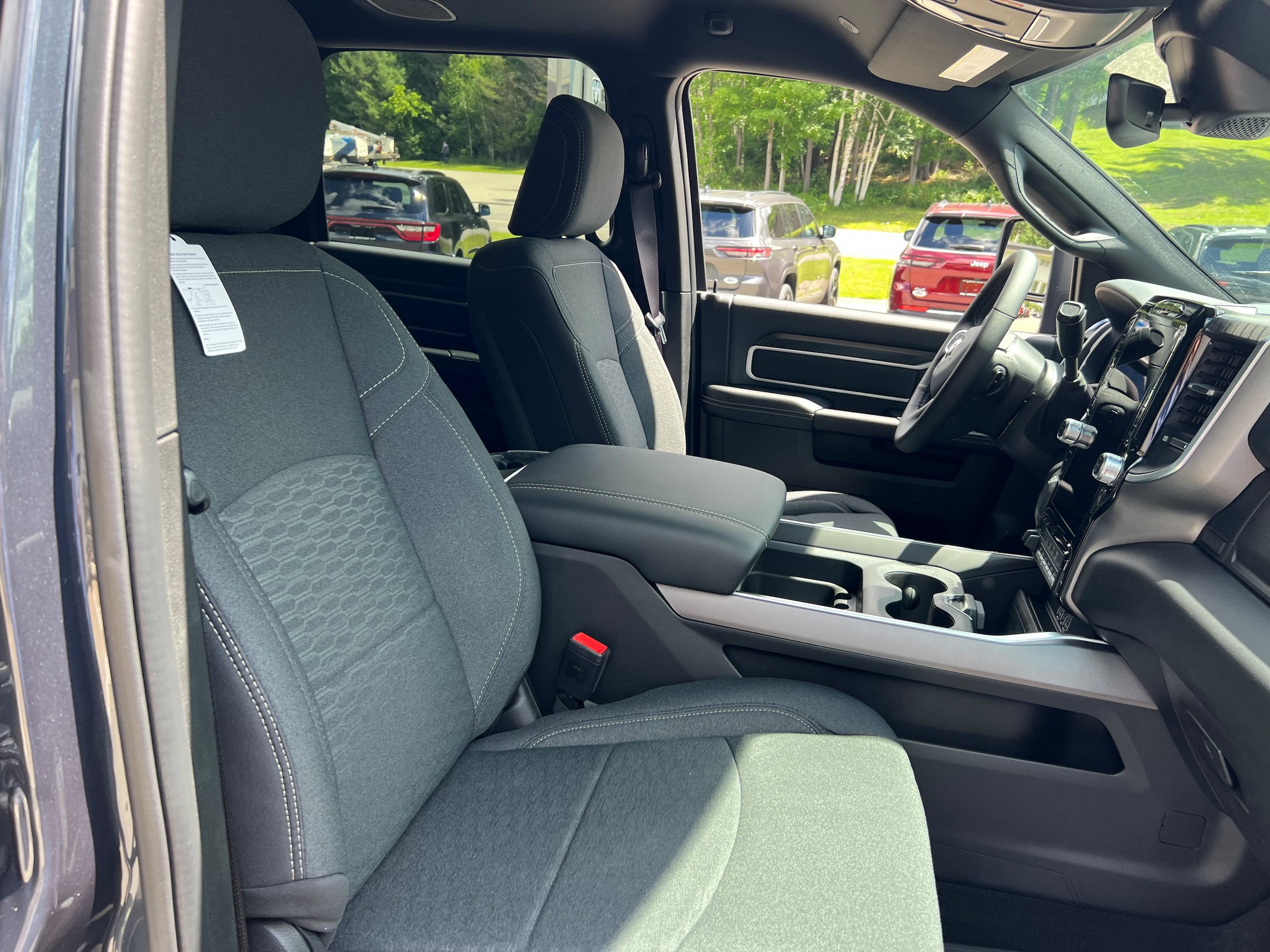 New 2026 RAM 2500 Big Horn AWD/4WD image 17