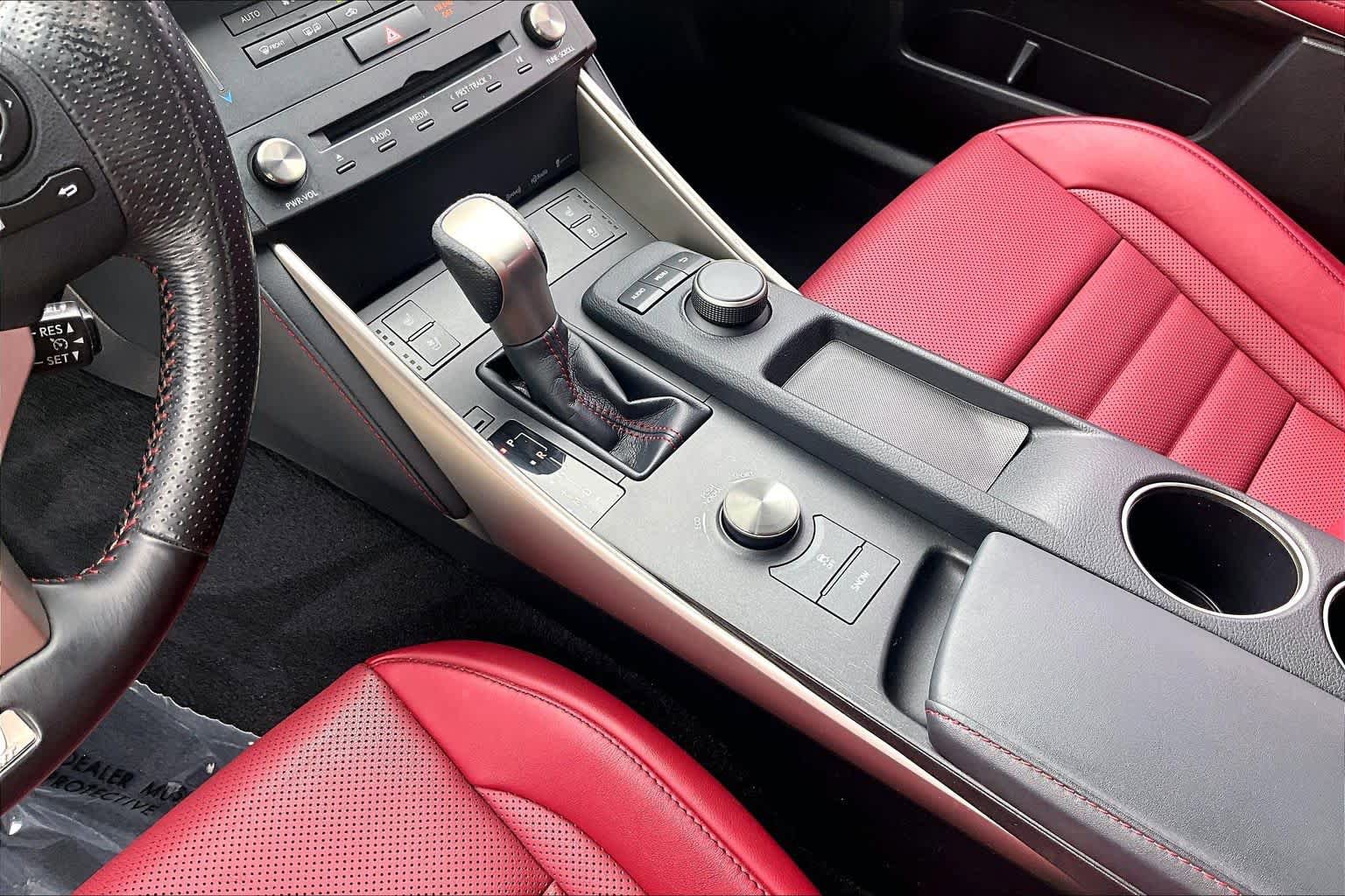 Used 2016 Lexus IS 200t w/ F Sport Package RWD image 15