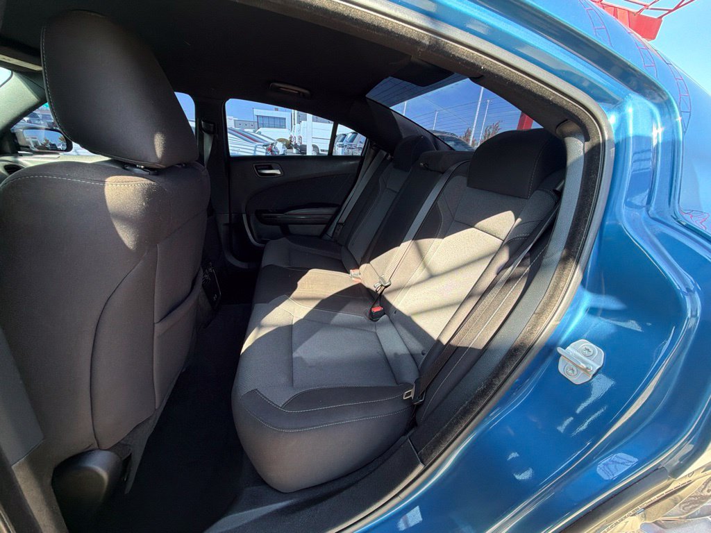 Used 2020 Dodge Charger SXT w/ Blacktop Package RWD image 16
