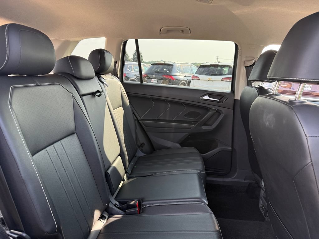 Used 2024 Volkswagen Tiguan Wolfsburg Edition AWD/4WD image 41