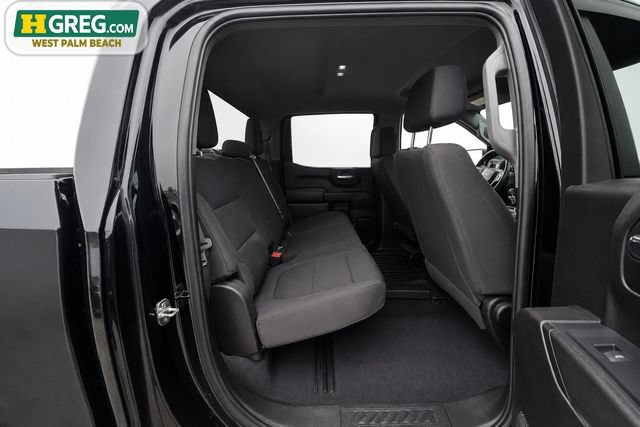 Used 2021 Chevrolet Silverado 1500 Custom w/ LPO, Blackout Package AWD/4WD image 12
