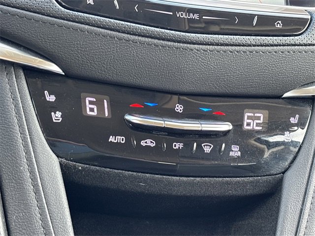 Used 2019 Cadillac XT5 Premium Luxury image 39