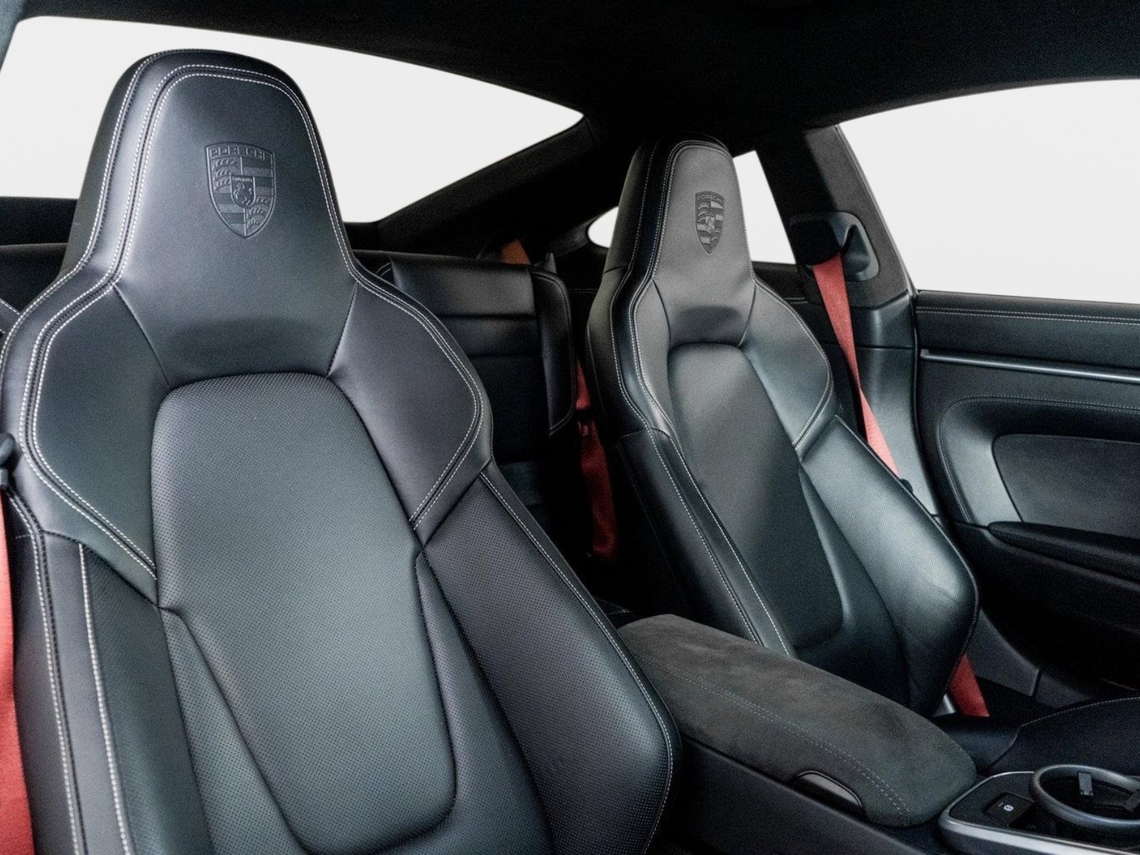 Used 2022 Porsche 911 Carrera S w/ Premium Package RWD image 29