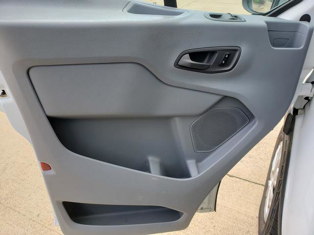 Used 2015 Ford Transit 350 XLT RWD image 11