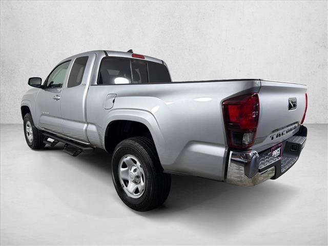 Used 2022 Toyota Tacoma SR5 RWD image 5
