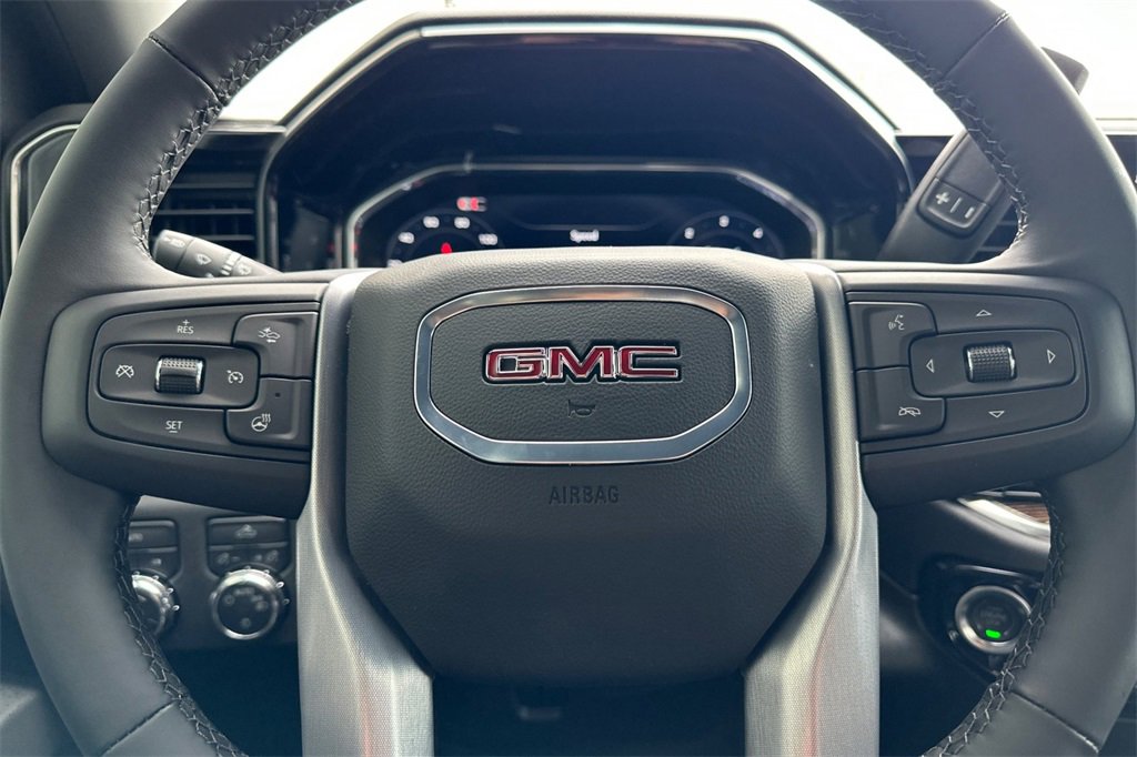 New 2025 GMC Sierra 1500 SLE image 20
