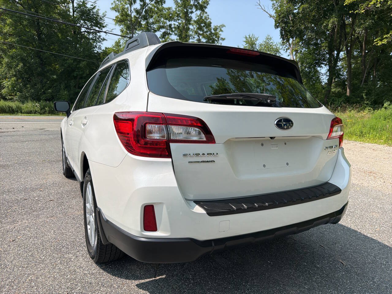 Used 2017 Subaru Outback 2.5i AWD/4WD image 15