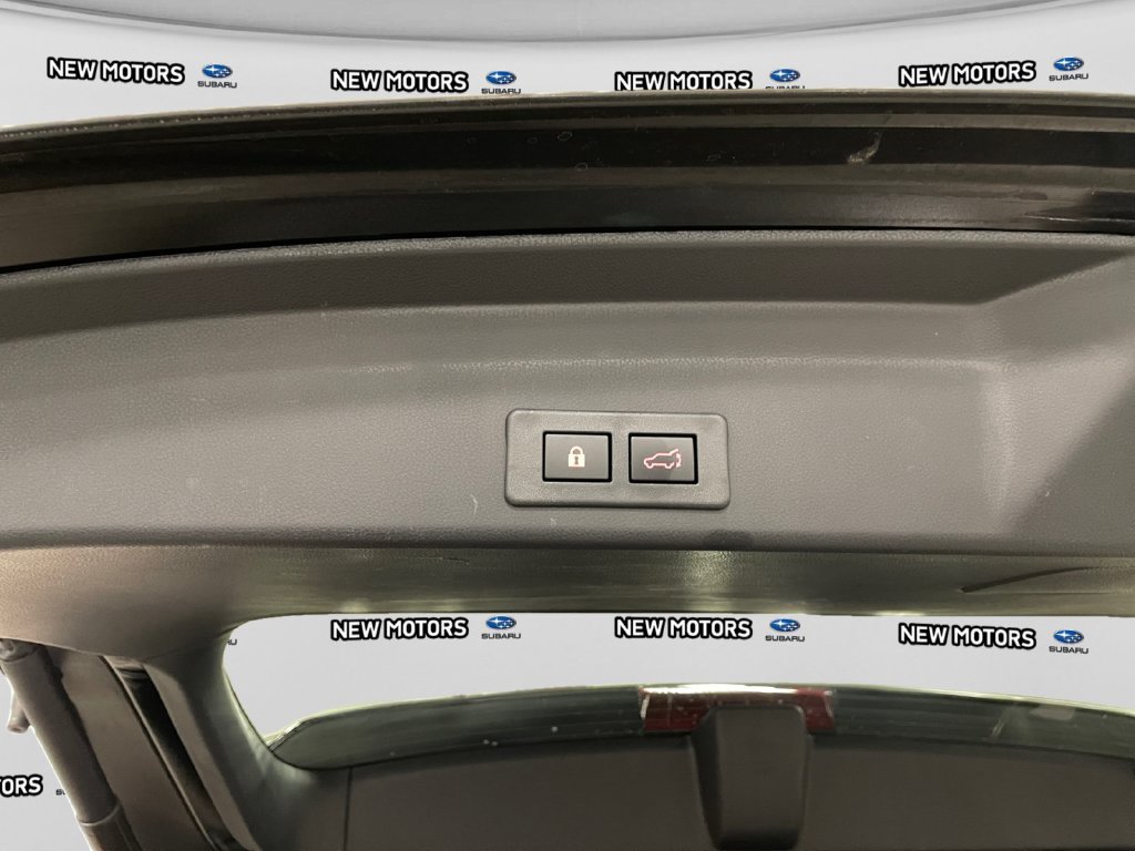 Used 2024 Subaru Ascent Touring AWD/4WD image 17
